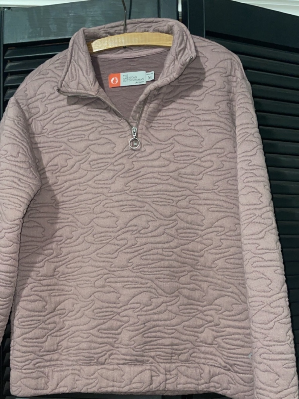 The American Outdoorsman Mauve Textured Quarter Zip Pullover Medium